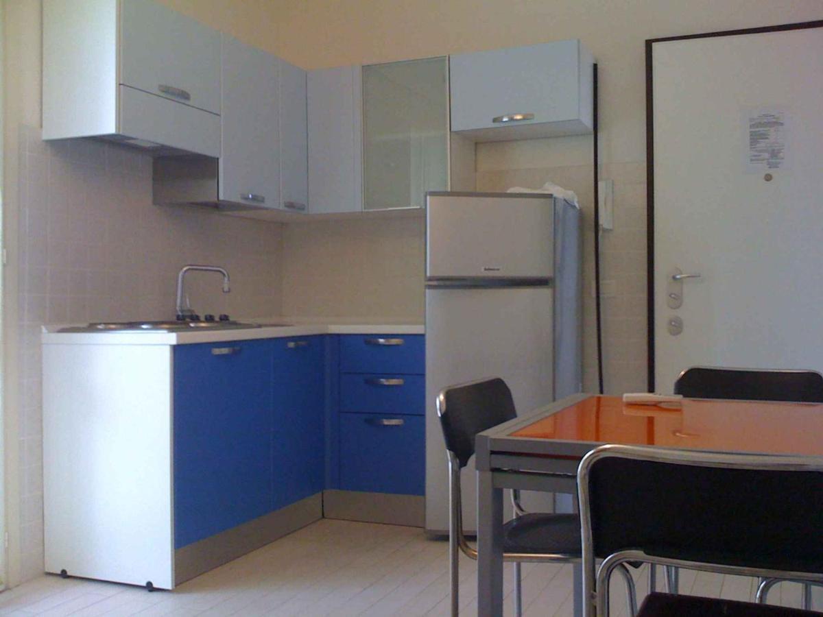Apartment In Marina Di Massa - Toskana 24103 Екстер'єр фото