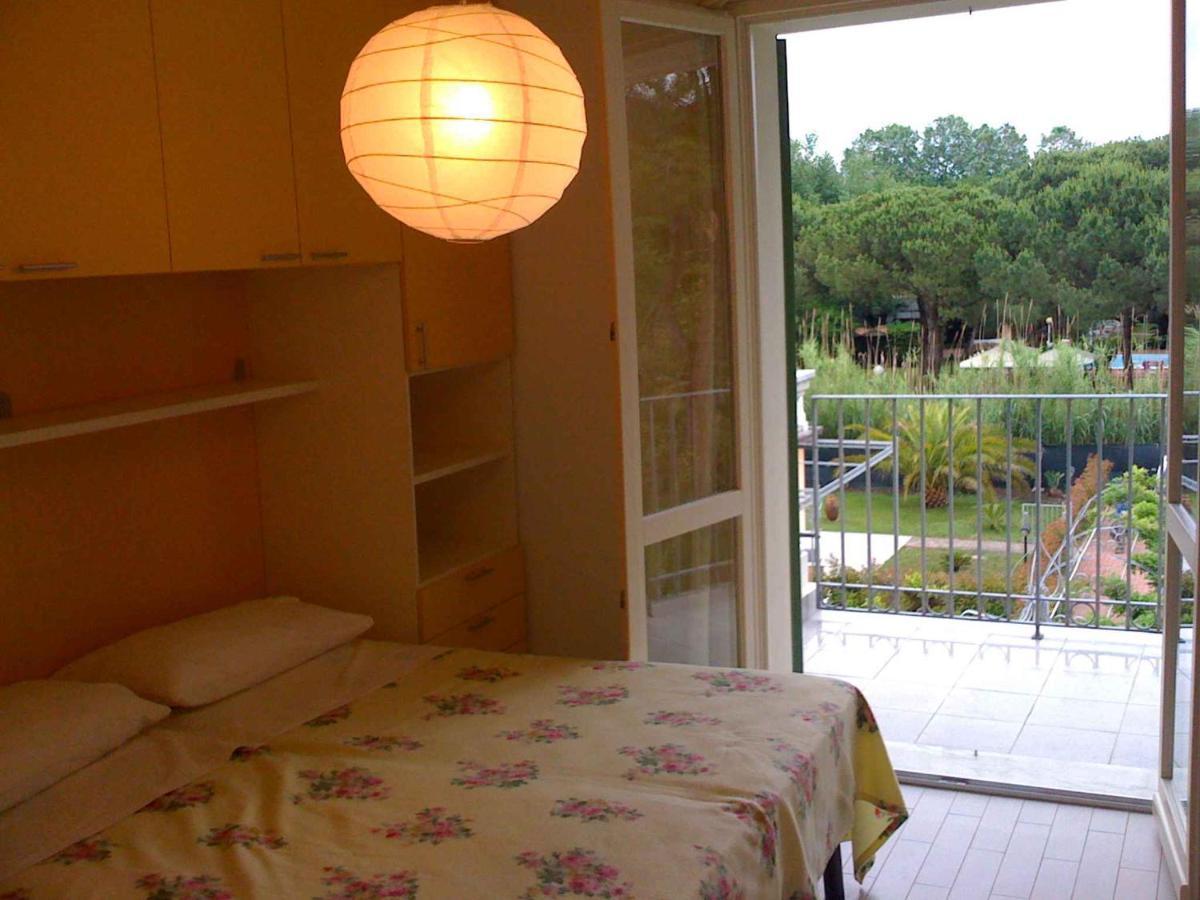 Apartment In Marina Di Massa - Toskana 24103 Екстер'єр фото
